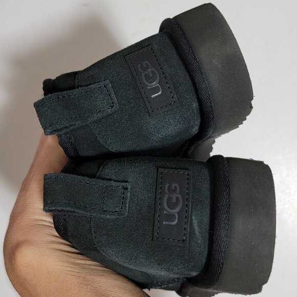 NEW UGG Bootie Classic Ultra Mini Boots Womens 11 Black Suede Winter Cozy Fur - Picture 6 of 9